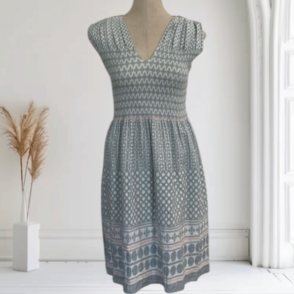 Max Studio Dresses & Skirts - NWOT Smoked Summer Dress gray white Cap sleeve Medium Womens Medium